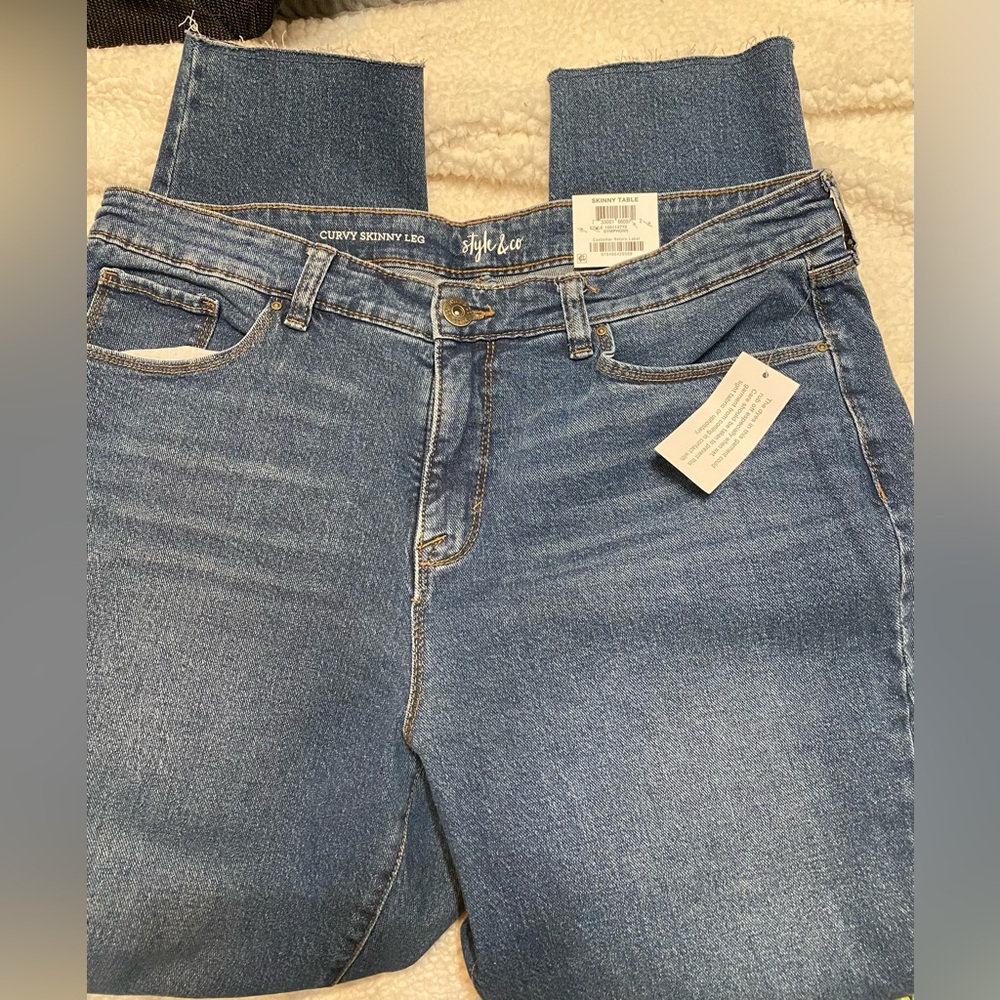 Style & Co. Curvy Ripped Skinny Blue Jeans  Mid Rise Tummy Control size 14